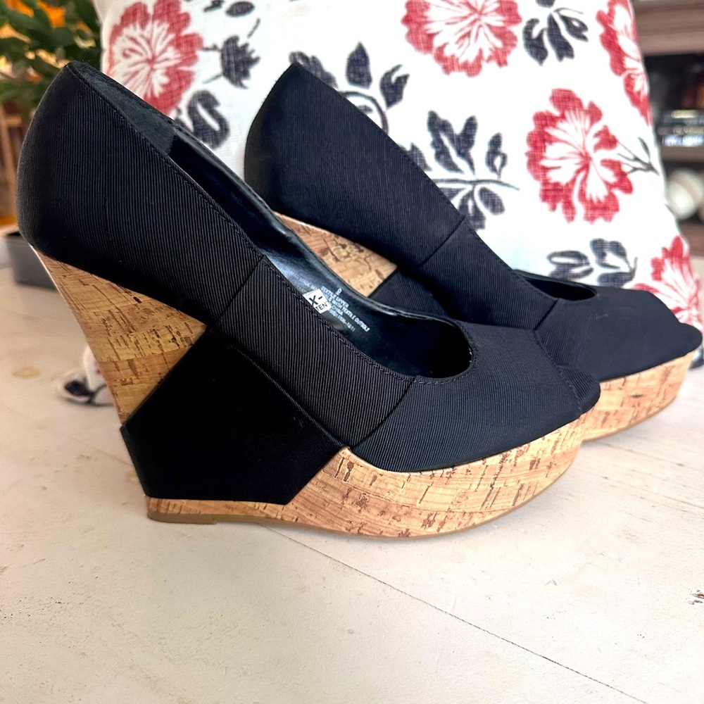 Mossimo Black Wedges